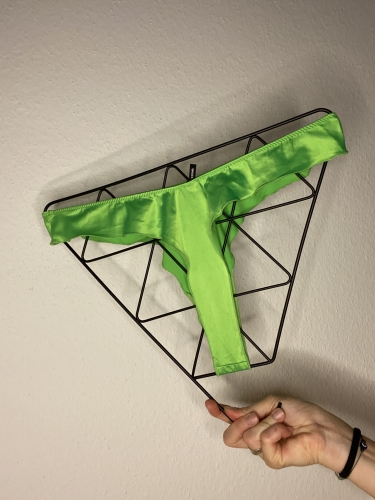 Méregcsók tanga 