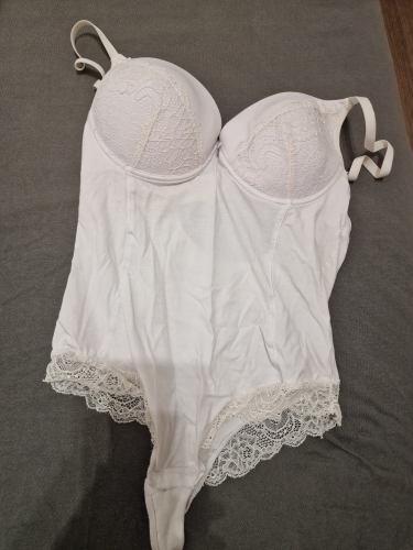Fehér body 