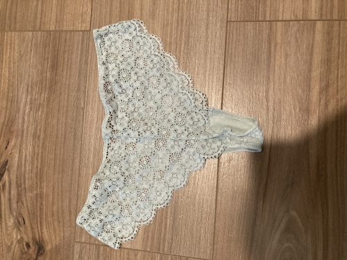 Egy napot viselt Csipkés almazöld francia bugyi