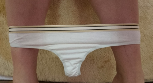 Fehér csíkos tanga