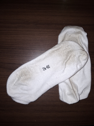 Túrázás után hordott cuki koszos zokni